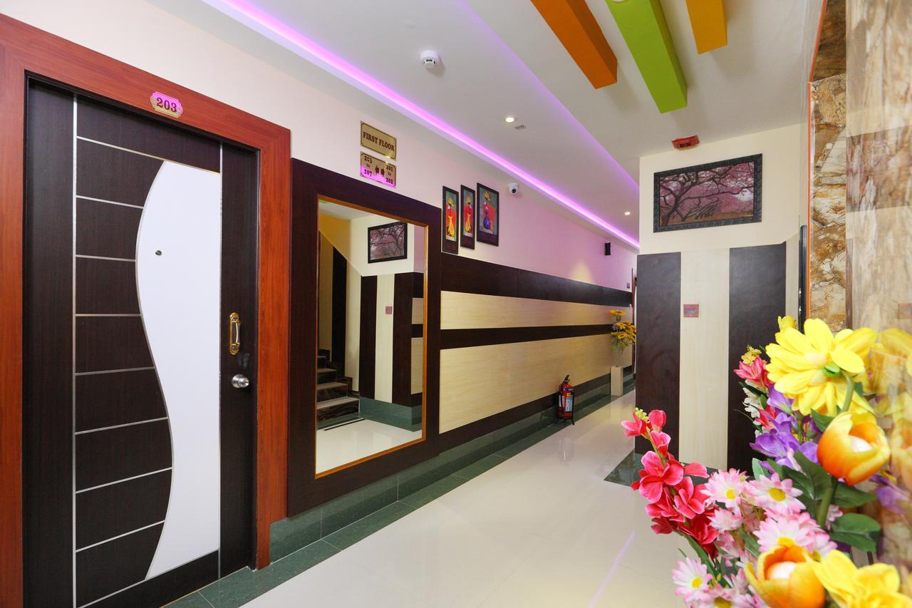 Bed and Breakfast Royal Grand Tambaram Exterior foto