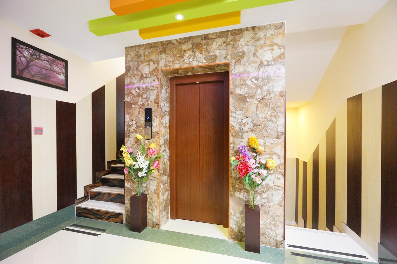 Bed and Breakfast Royal Grand Tambaram Exterior foto