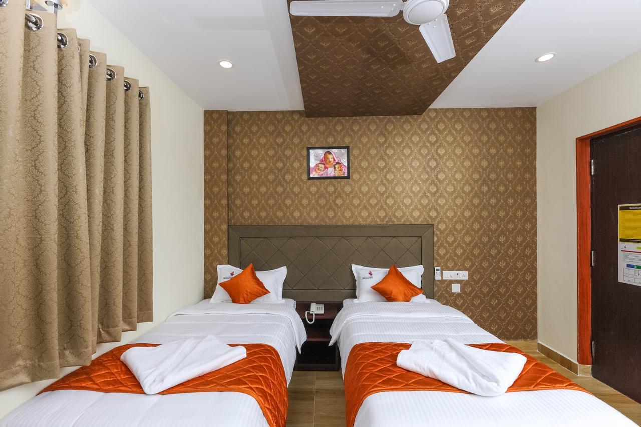 Bed and Breakfast Royal Grand Tambaram Exterior foto